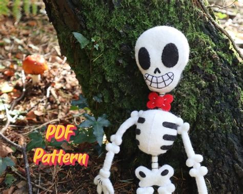 Skeleton Halloween Decoration - Etsy