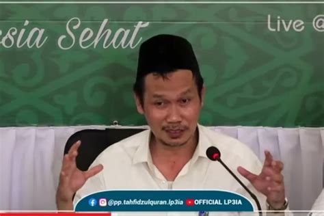 Merapat Gus Baha Beri Ijazah Amalan Agar Dijauhkan Dari Kemiskinan