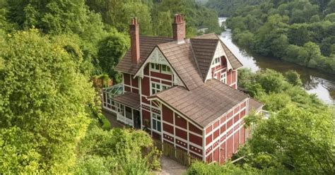 Sex Education Is Over Otis House Is For Sale And It S Worth A Lot