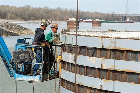 Contractor Completes Cofferdam For Kentucky Lock Addition The