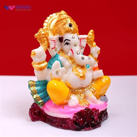 Traditional Lord Ganesha Idol | Winni