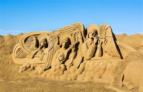 31 Amazing Sandcastle Sculptures That Are Absolutely Awesome