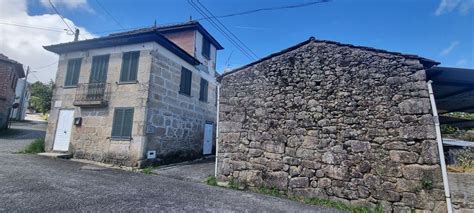 Casa ou moradia à venda na rua Santo Amaro Santiago de Besteiros