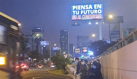 Elecciones Aparecen Paneles En Contra Del Comunismo En Calles De