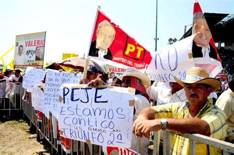 Ante Miles De Simpatizantes López Obrador Dijo Que Su Camino