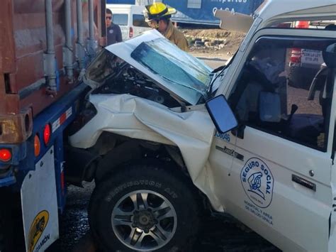 Choque Entre Ambulancia Y Tr Iler Deja Heridos En Caldera La Teja