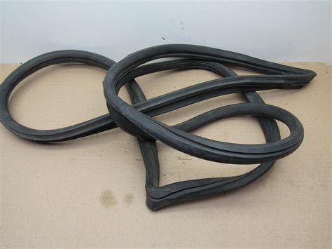 Rear Window Glass Weatherstrip A Body Dart Valiant