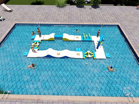 Course D Obstacles Gonflable Pour Piscines Bouncia Inflatable Water