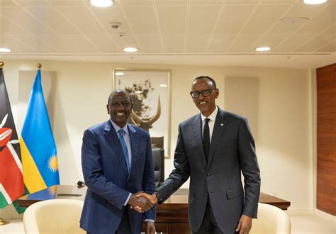 Perezida Kagame Yagiranye Ibiganiro Na Mugenzi We Kenya Umuseke