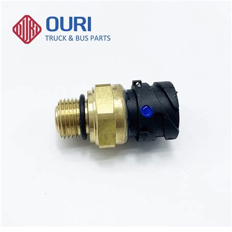 Fuel Pressure Sensor 04213842 Volvo Ouri