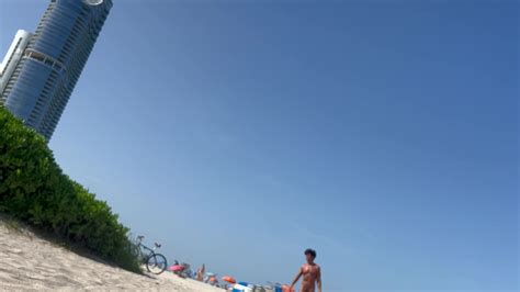 Hot Nude Muscle Man On The Beach ThisVid