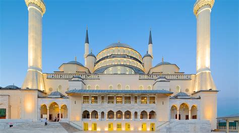 Kocatepe Mosque in Ankara City Center | Expedia.co.uk