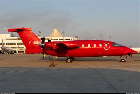 F HUNK Oyonnair Piaggio P 180 Avanti II Photo By Gerrit Griem ID