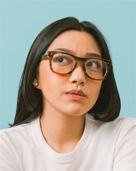 Jangan Salah Pilih Tips Pilih Kacamata Sesuai Bentuk Wajah Optika