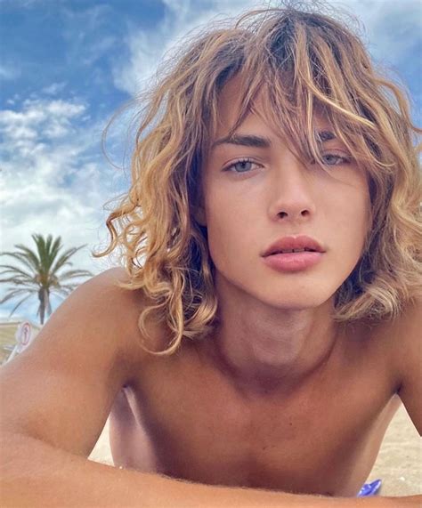 Pin By Champ2 On Good Looking Guys Cute Blonde Guys Blonde Guys Long Hair Styles