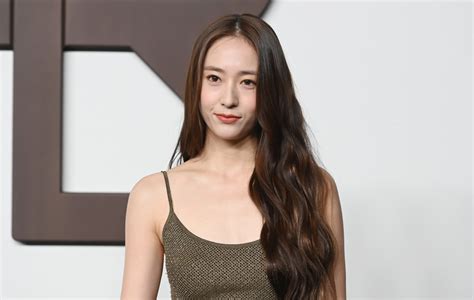 Krystal Jung Says She Didn T Expect 4 Walls To Be F X S Last Album