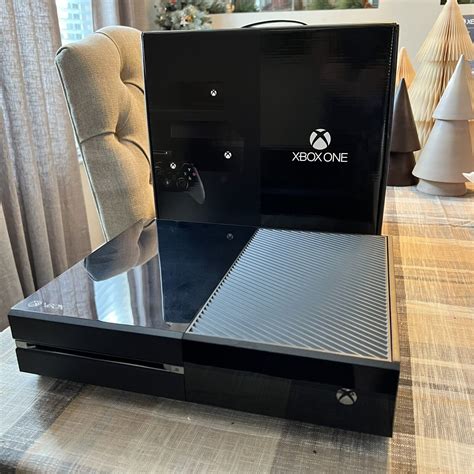 Microsoft Xbox One Day One Edition 500GB Black Console 885370621587| eBay