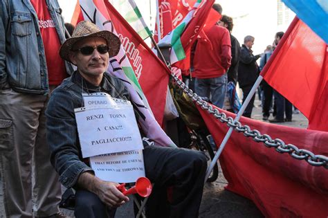 Metalmeccanici In Piazza Uniti Dopo Tanti Anni