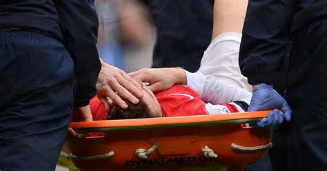 Arsenal Injury News Laurent Koscielny Set For Quick Fire Arsenal