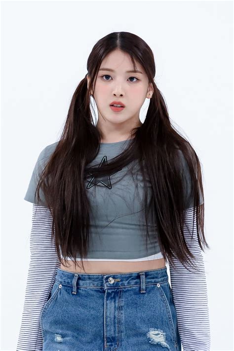 230321 Jiwoo Mbc Every1 Naver Post Update Weekly Idol Episode 605