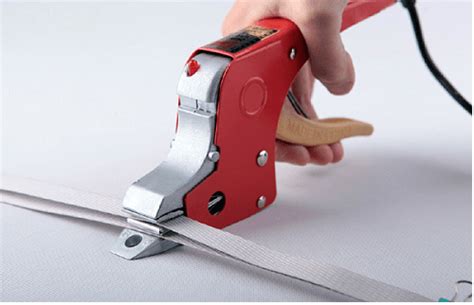 Máy Rút Dây đai Nhựa Cầm Tay Dùng để Làm Gì