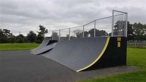 Studley Skatepark Guide To The Metal Skatepark In Studley