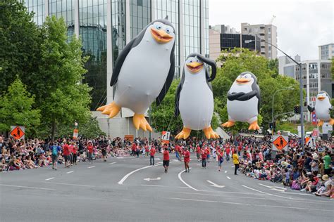 Helium Parade Balloons Penguins Of Madagascar