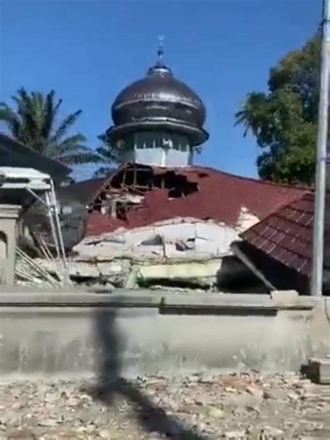 Gempa Pasaman Barat Meninggal Dan Luka Luka Segaris Co