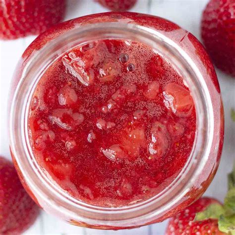 Easy Homemade Strawberry Sauce Fresh Or Frozen Berries Delightful