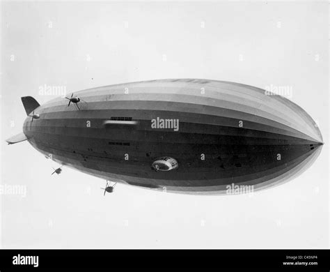 Zeppelin hindenburg -Fotos und -Bildmaterial in hoher Auflösung – Alamy