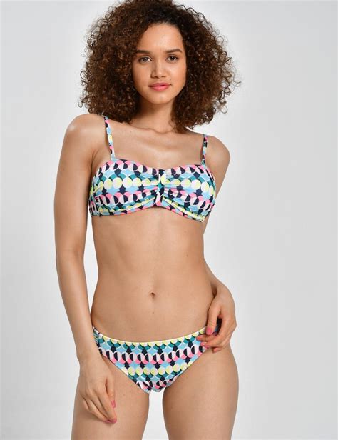 Çiçek Desenli Bikini Üstü Marks Spencer