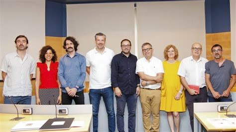 El Salón nude celebra su 15 Aniversario Iluminación