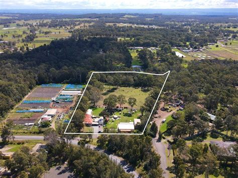 203 Barry Avenue Rossmore Nsw 2557 Au