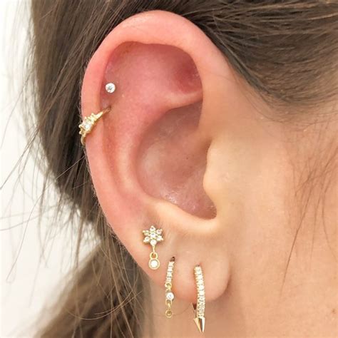 13 Ideas Para Llevar Una Constelaciones De Aretes En Tus Orejas Small