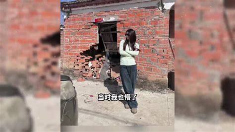 女子驾车去拜年，油门当刹车直接撞进屋，还没进门就给姥爷大礼包