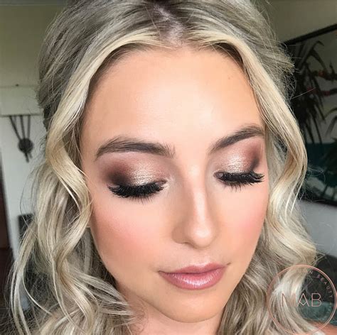 Smokey Glamorous Wedding Makeup