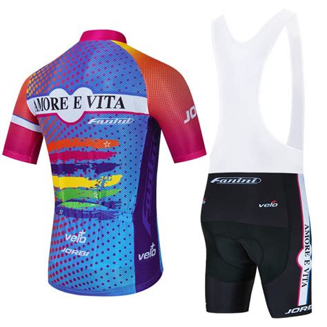 Ensemble cuissard vélo et maillot cyclisme équipe pro AMORE E VITA Aero