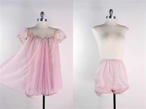 60s Pink Vanity Fair Lingerie Set Pink Pleated Babydoll Vintage Parasol Vintage Atlanta GA