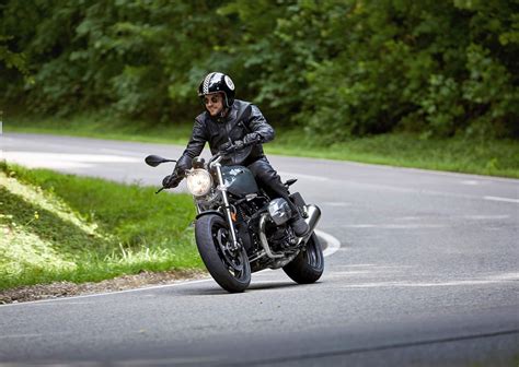 Motorrad Vergleich Bmw R Ninet Pure Vs Bmw R Ninet Pure