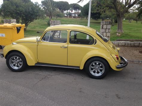 Car 4 Was A 1972 Vw Beetle In Yellow It Had Custom Rims And A Sunroof My Ride Vw Beetles