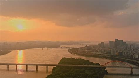 Sunset Of Downtown Around Han River Dangsancheolgyo Bridge