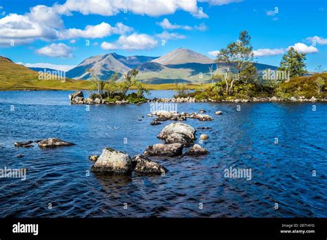 Scottish Lochs And Mountains Hi Res Stock Photography And Images Alamy