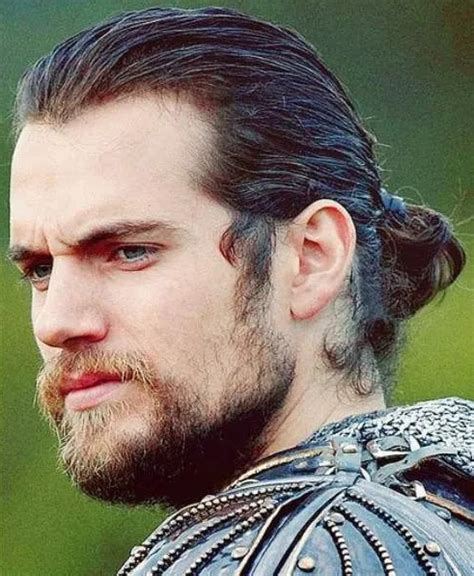 Henry Cavill Latest Haircut The Salt And Pepper Hair Hair System