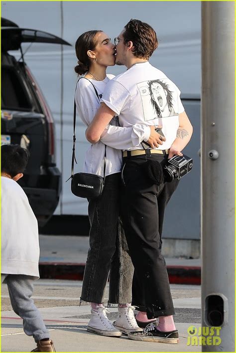 Brooklyn Beckham Packs On Pda With Model Hana Cross Photo 4200086