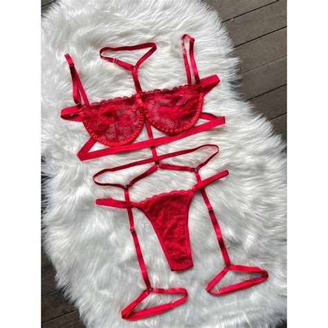 Kit Lingerie Conjunto Gringa Sutiã Com Aro Meia Taça Calcinha Regulável Cinta Liga Inteira