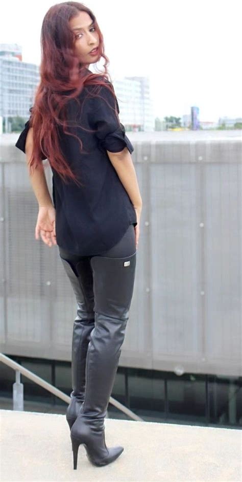 Pin Di Cell70 Su High Boots Nel 2024 Stivali Di Pelle Stivali Alti Moda