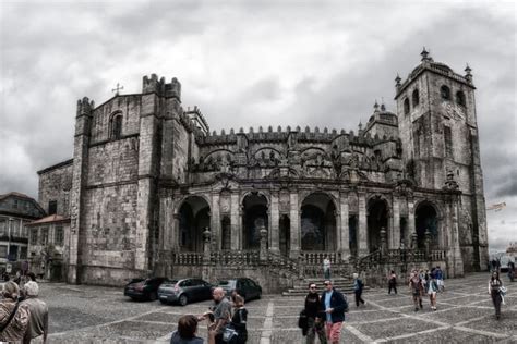 Porto Cathedral - DiscoverOporto