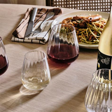 11 Best Stemless Wine Glasses For Every Occasion 2023