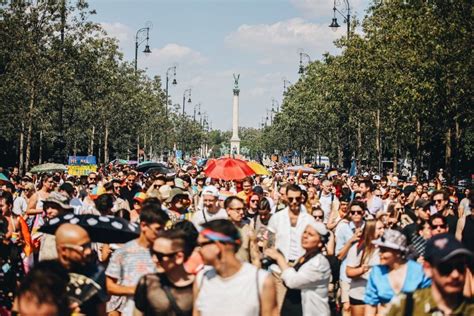 Budapest Pride Migliaia Di Persone In Piazza Contro Viktor Orban Video Gay It