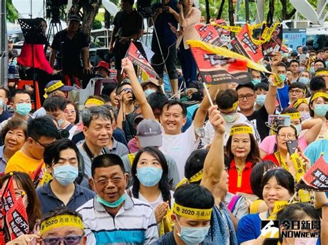 罷韓成功 罷韓四君子：感謝高雄人一起完成光榮民主印記 地方 Nownews今日新聞